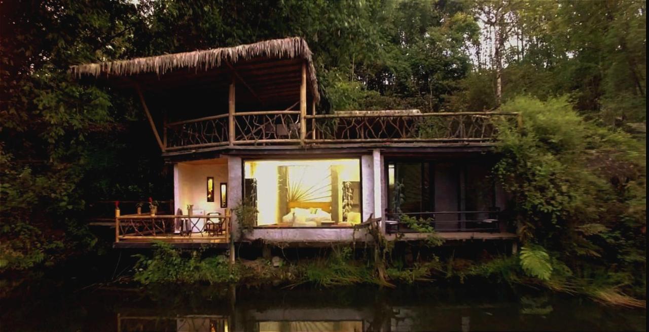 Cantalarana Lodge Mindo Exterior photo